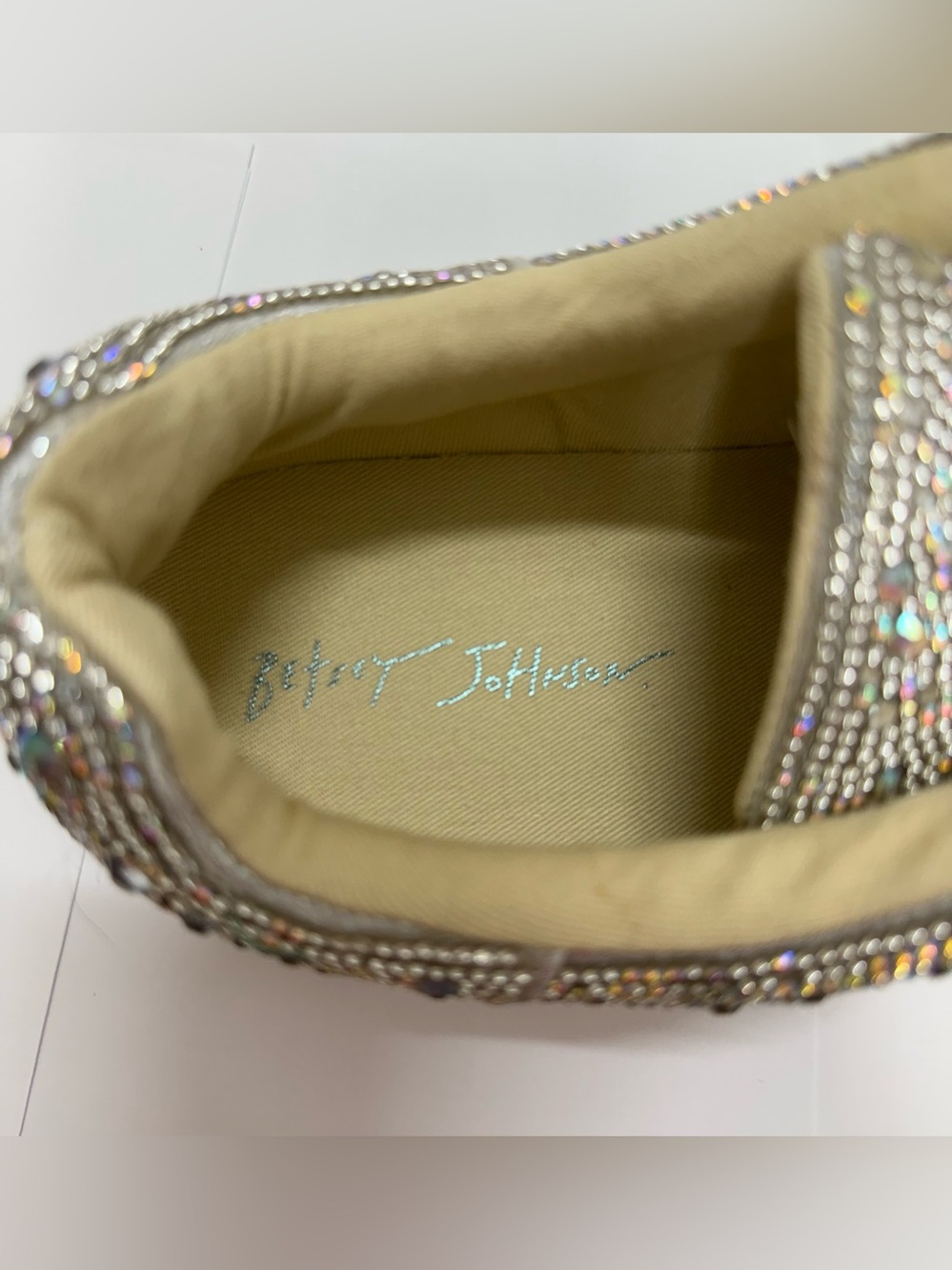 Betsey Johnson SB-SIDNY Rhinestone Sneakers Women’s 9 Crystal Bling Shoes - Picture 2 of 16